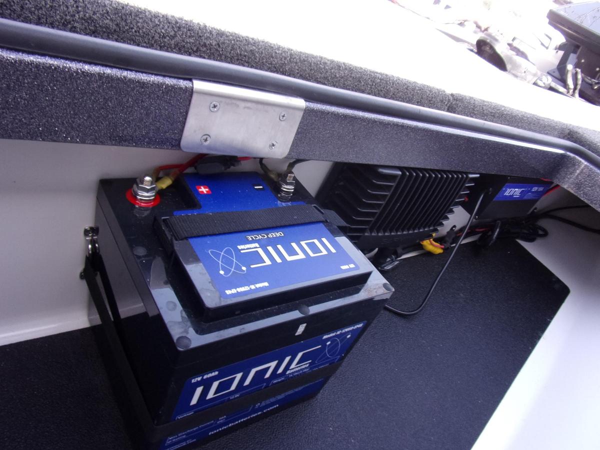 Used 2022 Caymas CX 2o Pro with Mercury 250 L Pro XS