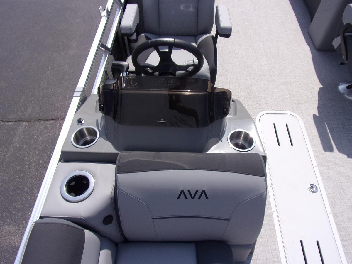 2026 Avalon Venture 85 Quad triple log with trailer