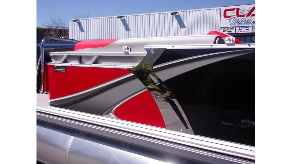 2025 Avalon 23' LSZ Quad Lounger triple log with Suzuki DF 250