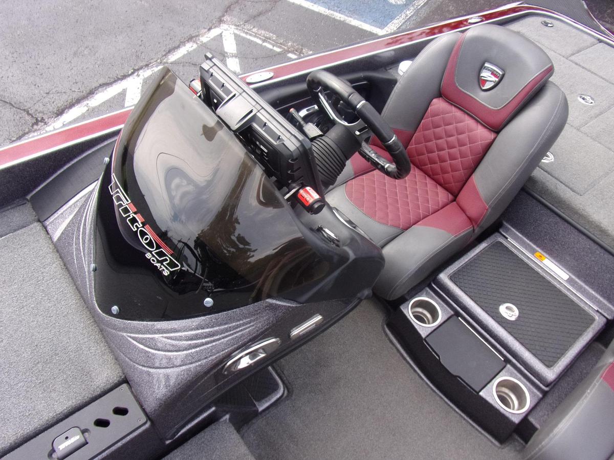Used 2017 Triton 20 TRX Patriot with 2021 Mercury 250 PrRo XS 4-stroke
