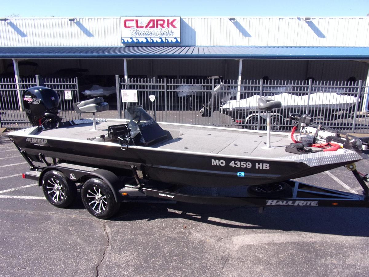 Used 2023 Alweld 1860 VV FC with Mercury 150 Pro XS Jet with warranty and MinnKota Ultrex