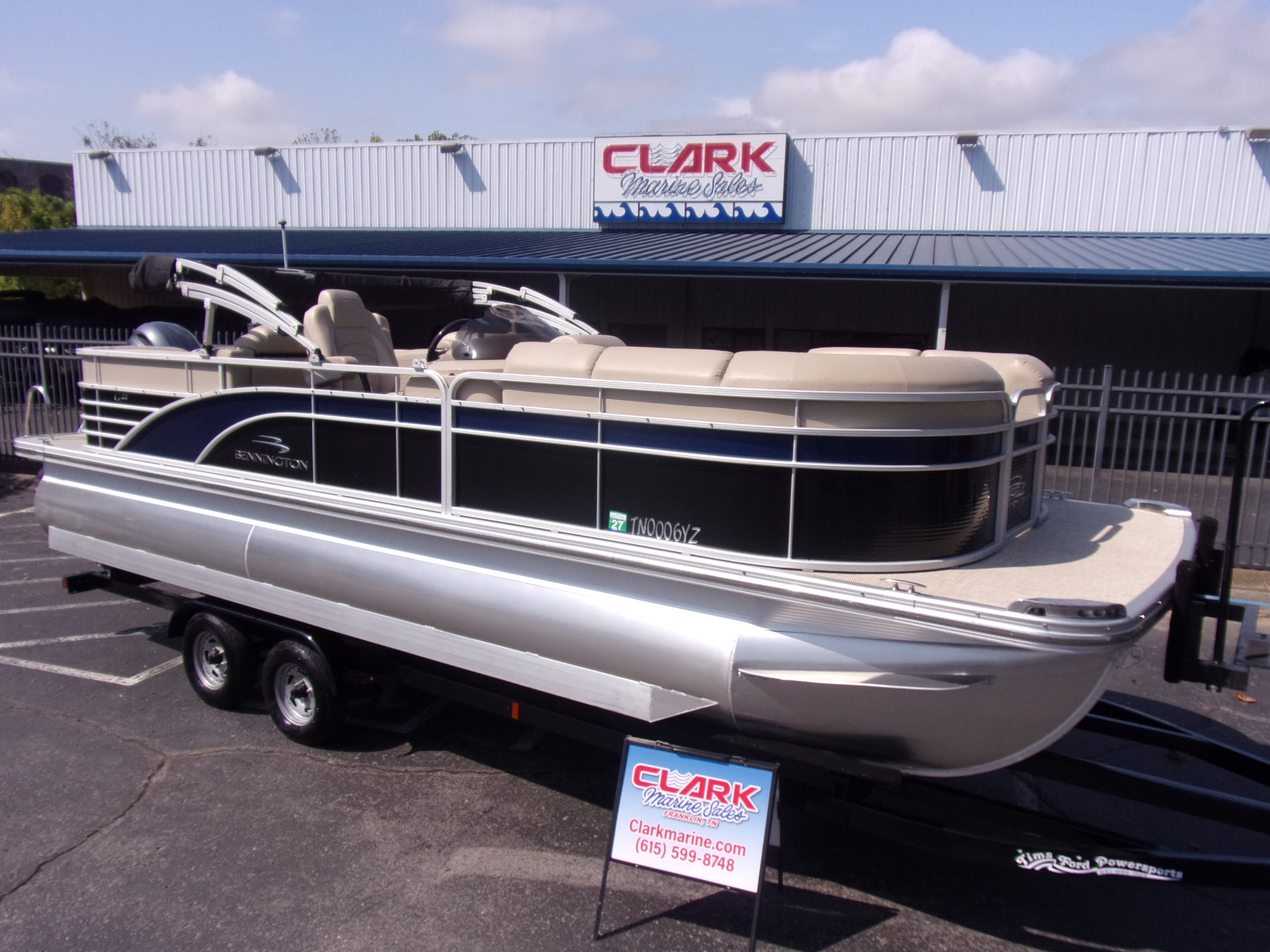 Used 2015 Bennington G 22 Triple Log with Yamaha 150 4-stroke