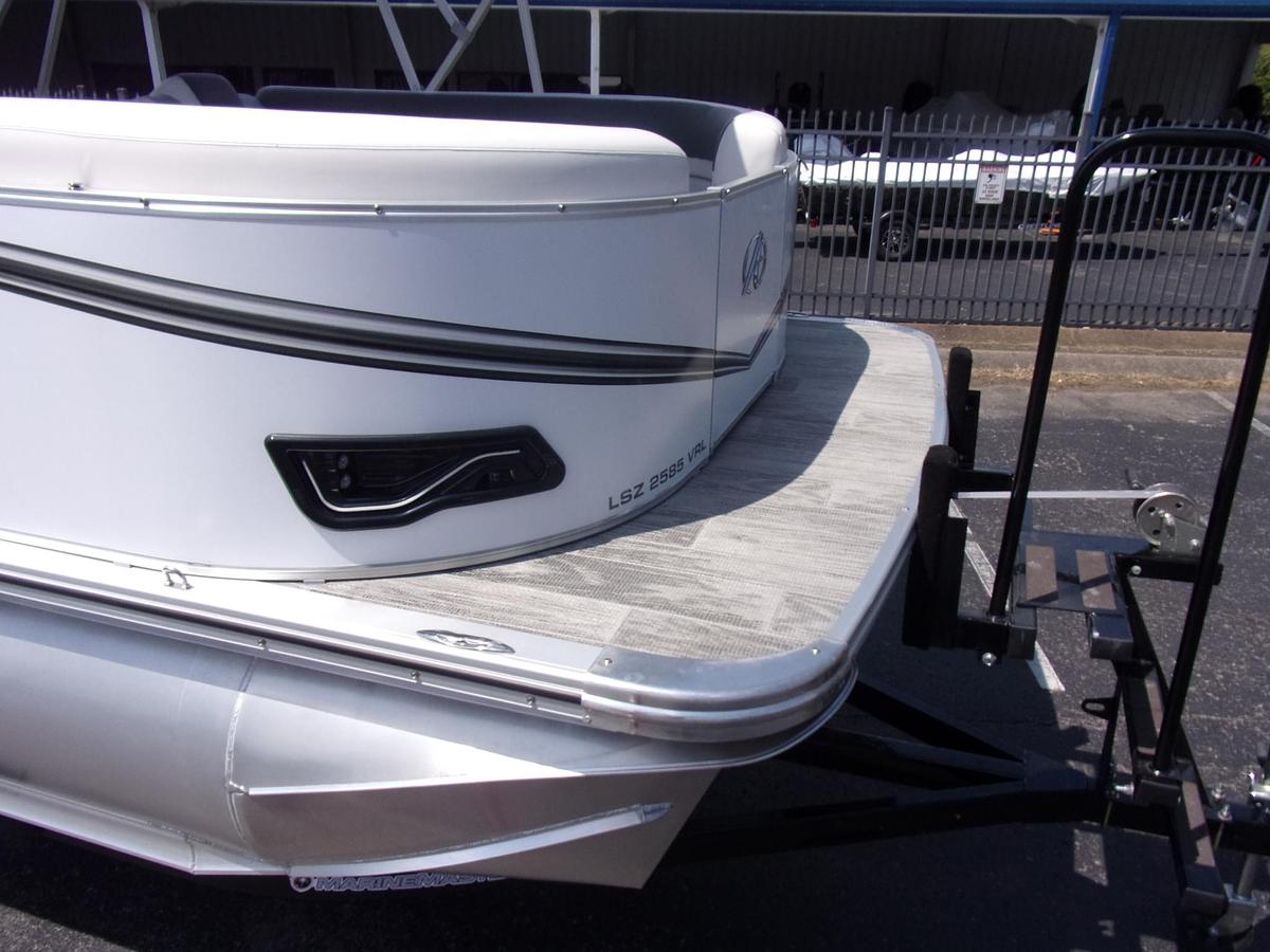 New 2024 Avalon LSZ 2585 VRL with Suzuki DF 250