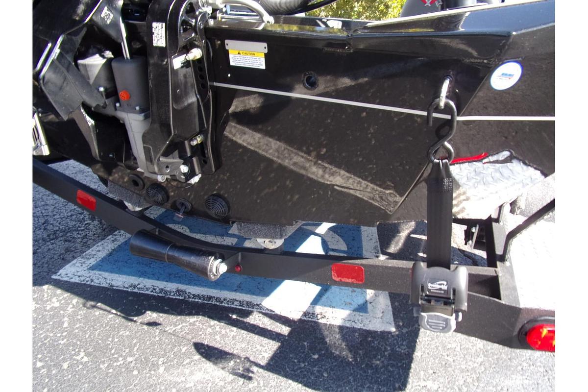 2026 Vexus AVX 189 Defender