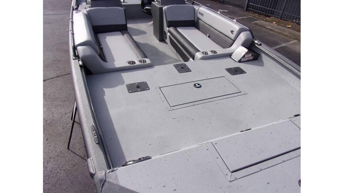 2026 SeaArk Big Easy with Suzuki DF 250 SS