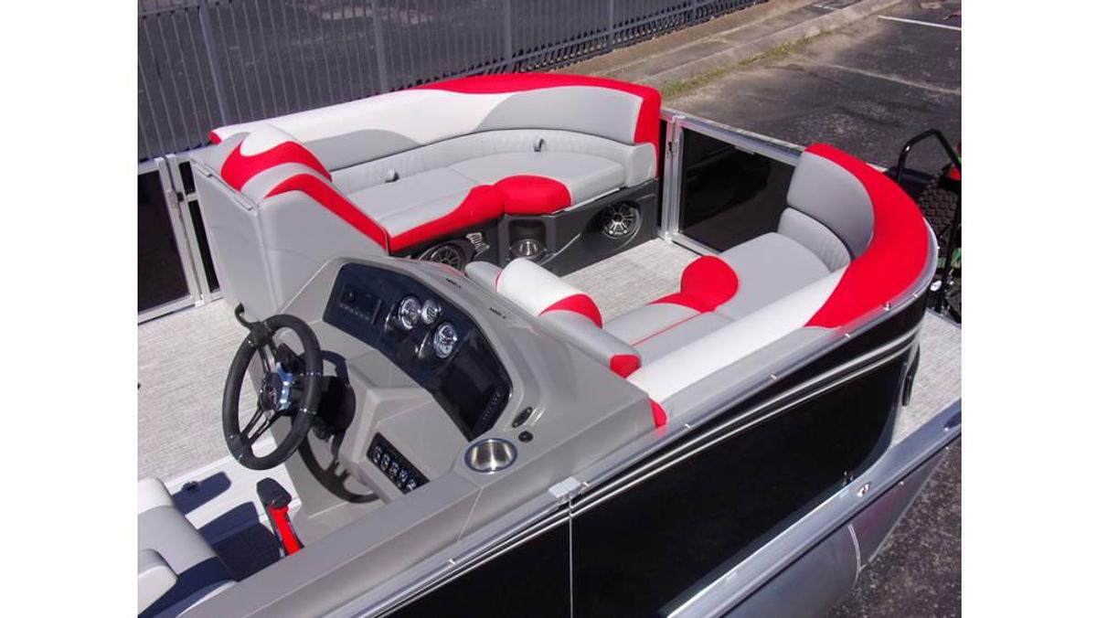 2025 Avalon 23' LSZ Quad Lounger triple log with Suzuki DF 250