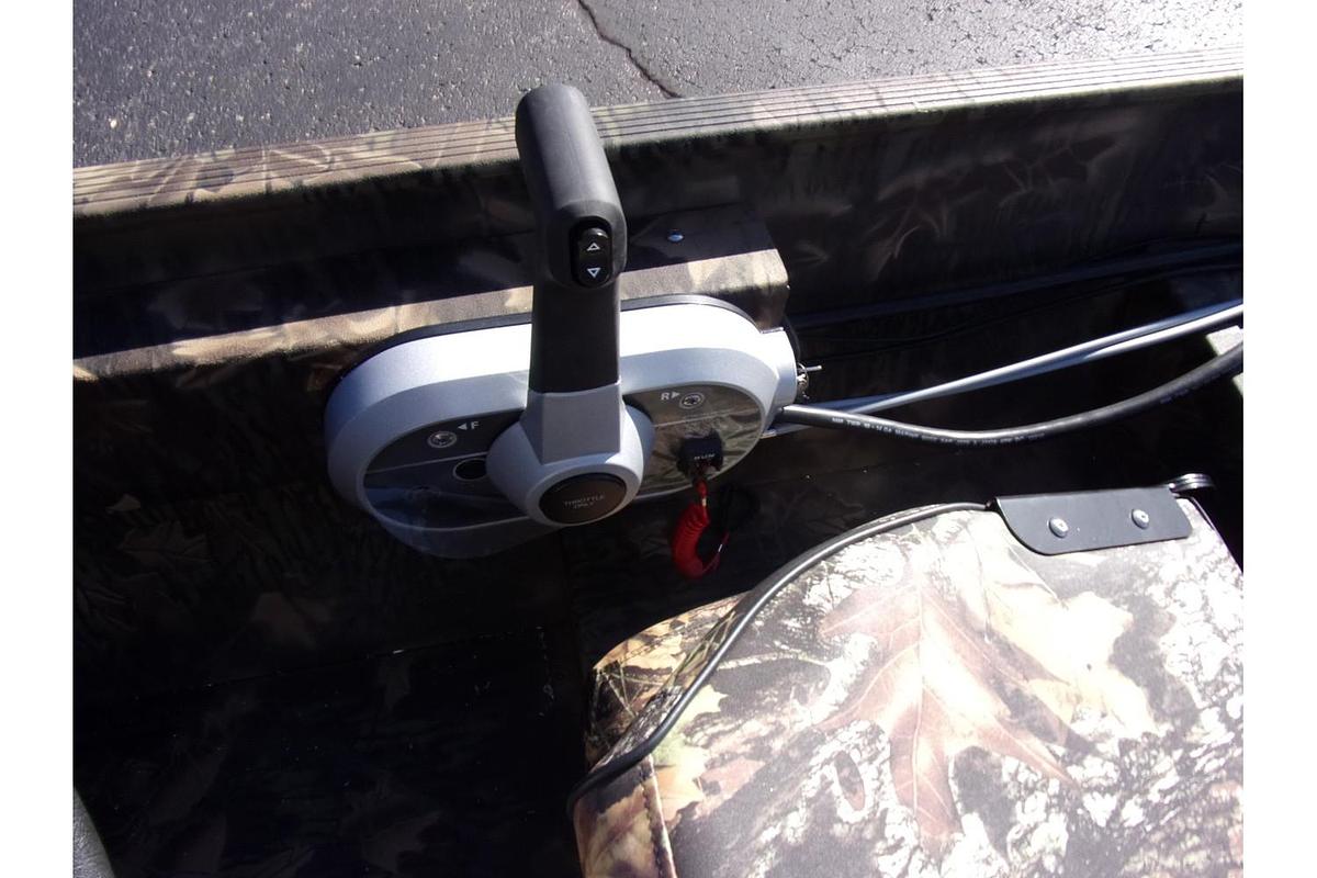 2025 Crestliner 1700 Storm jet drive