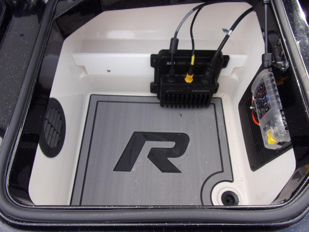 Used 2024 Ranger Z 521 R Ranger Cup with POINT 1 engine hour (not 1 hr - point 1 hr)!