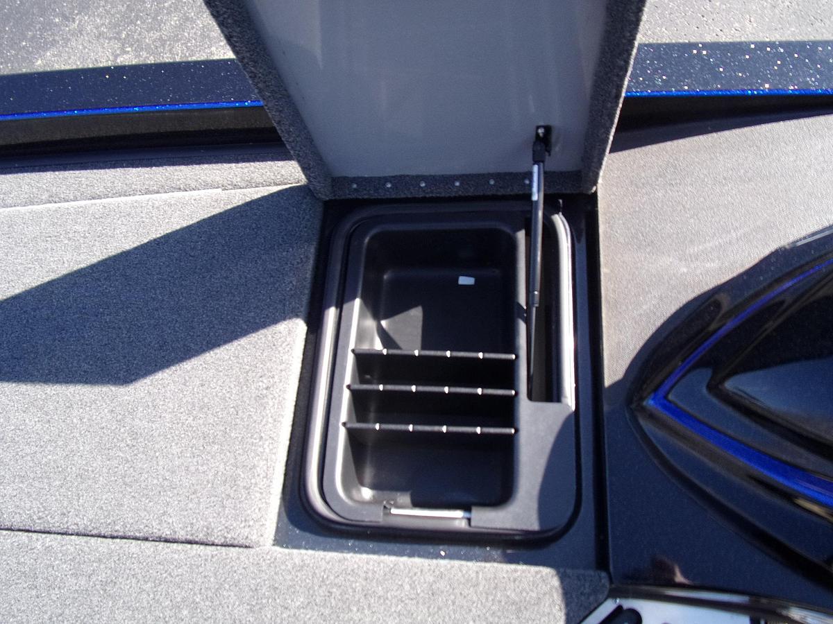 Used 2022 Caymas CX 21 with Mercury 250 L Pro XS