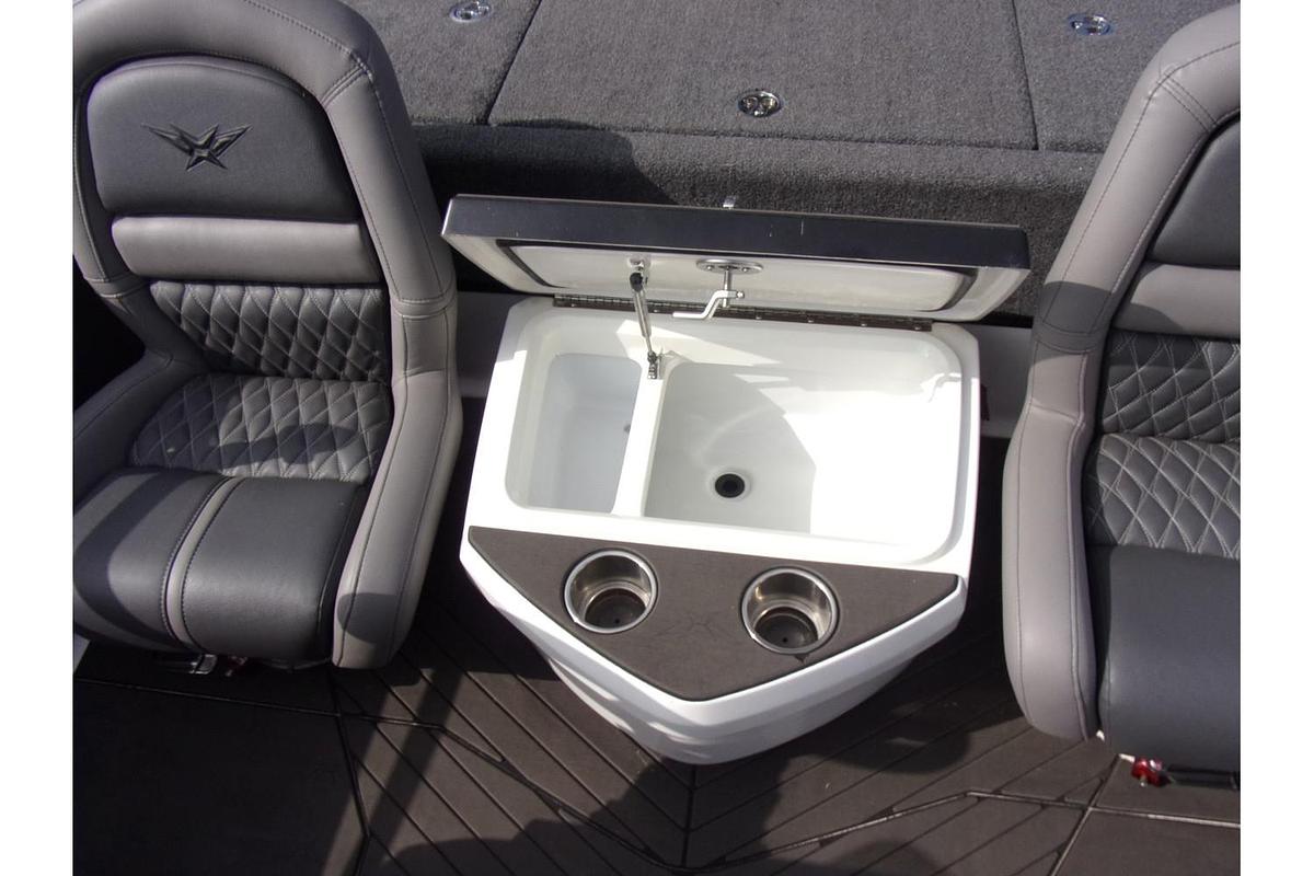 2020 Vexus Vexus VX20 with only 30 HOURS!