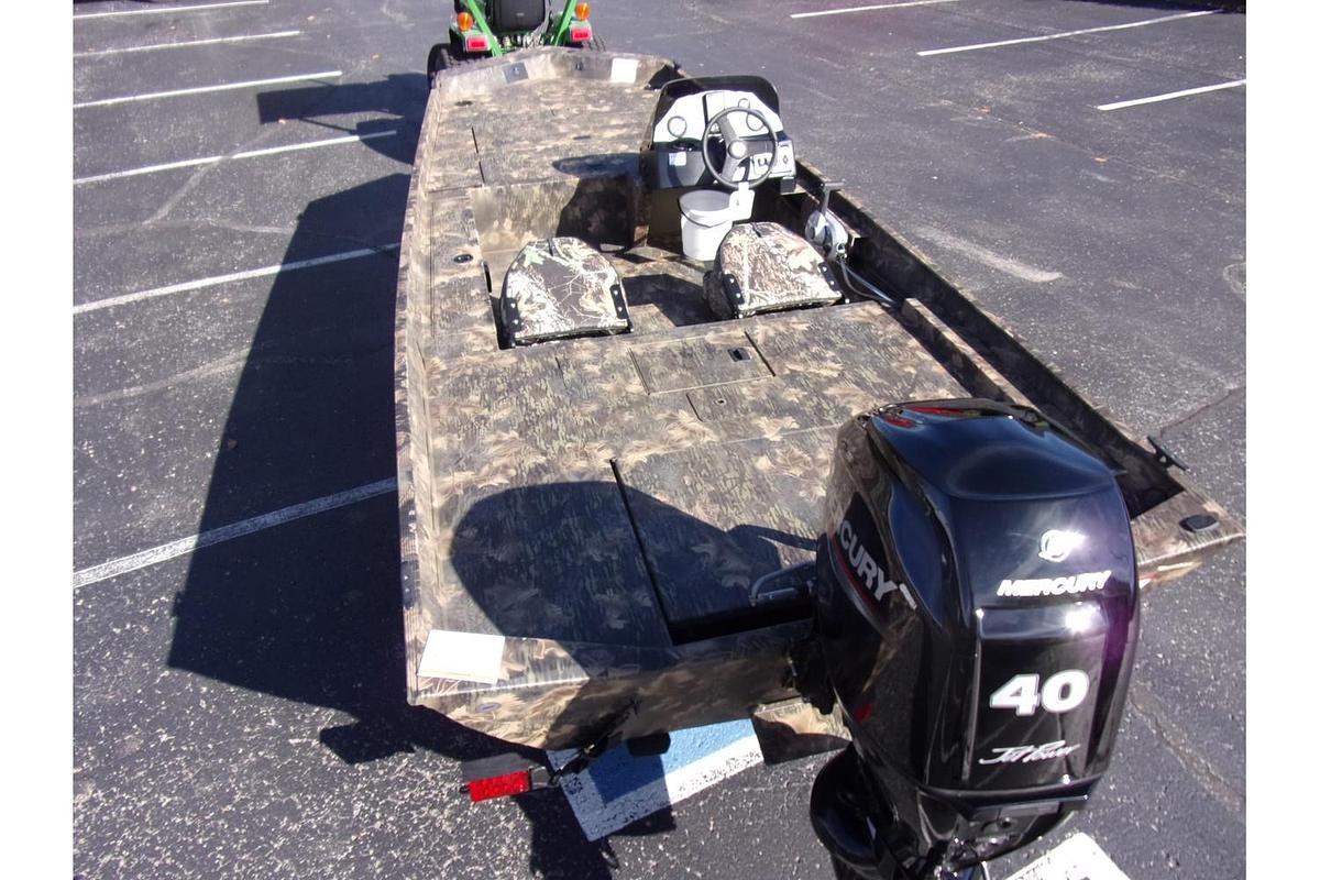 2025 Crestliner 1700 Storm jet drive