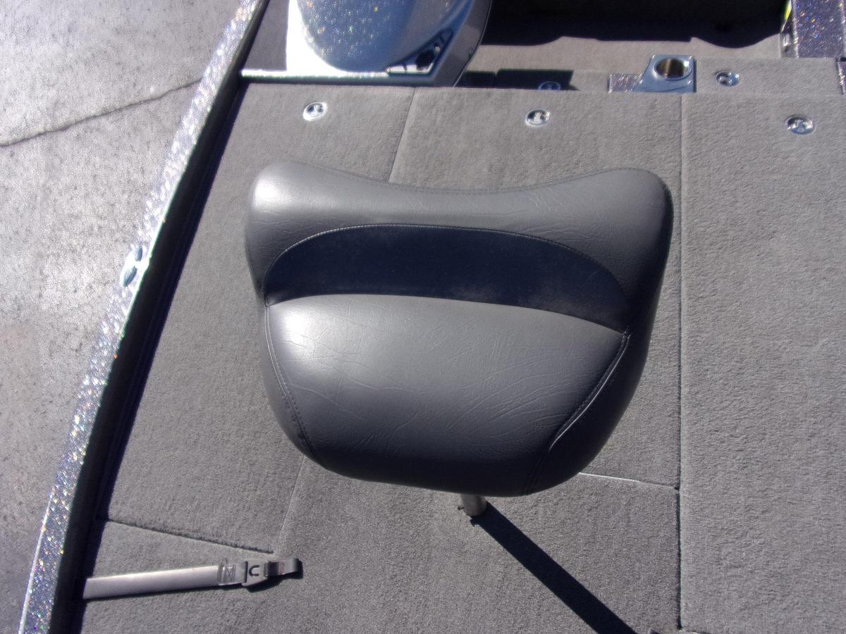 Used 2019 Falcon F 195 with 2024 Mercury 200 Pro XS w/27 hours and Platinum warranty until 2030