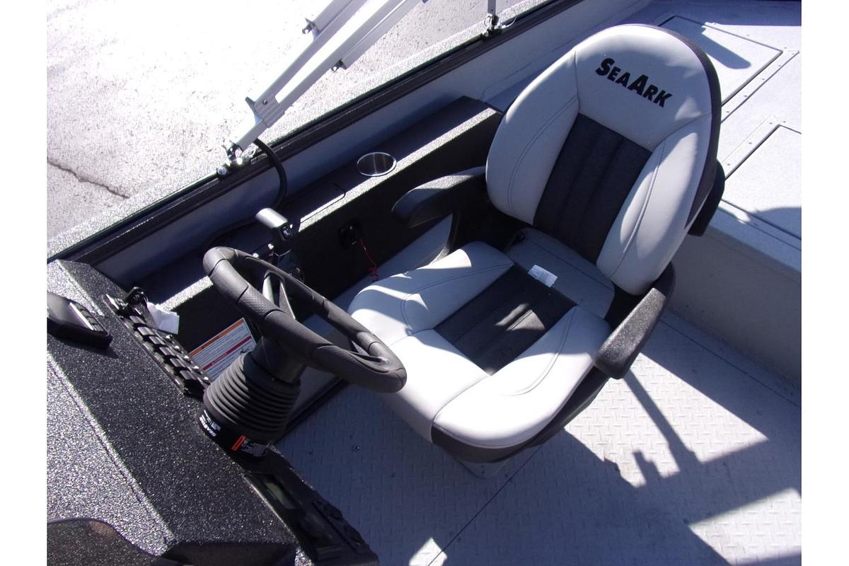 2025 SeaArk Big Easy