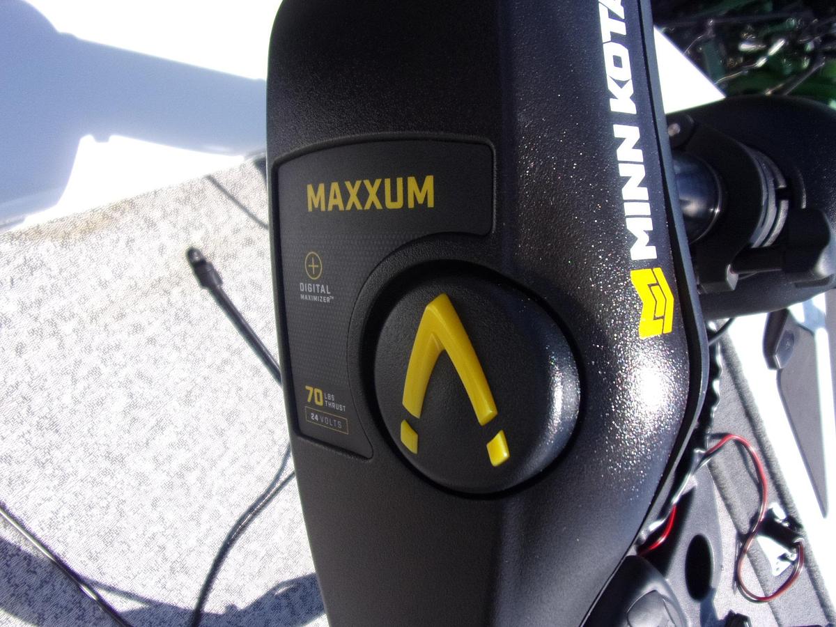 Used 2022 Tracker 195 Pro Tour Edition with Mercury 115 Pro XS with only 44 hours