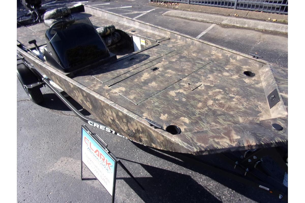 2025 Crestliner 1700 Storm jet drive