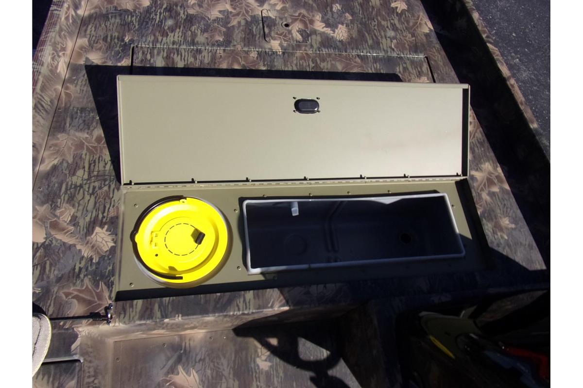 2025 Crestliner 1700 Storm jet drive