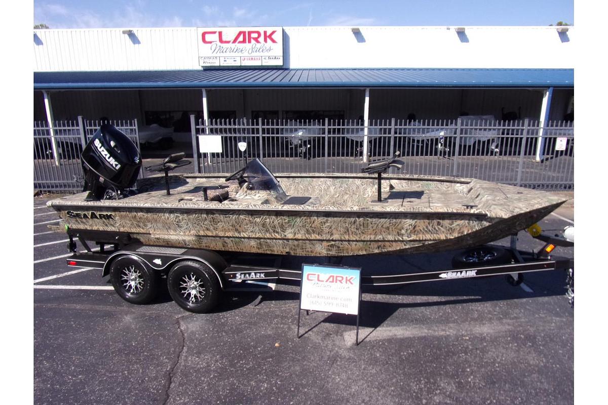 2025 SeaArk Phantom 20 XV Side Console