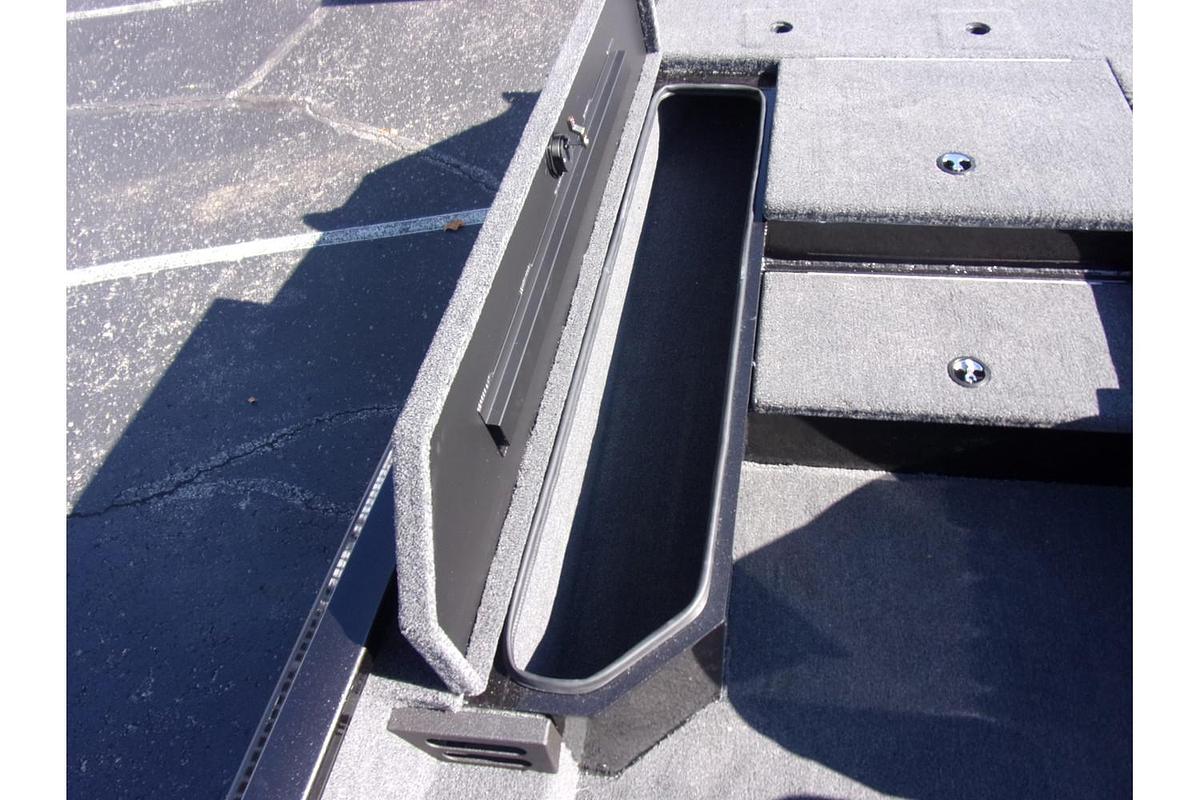 2026 Vexus AVX 189 Defender