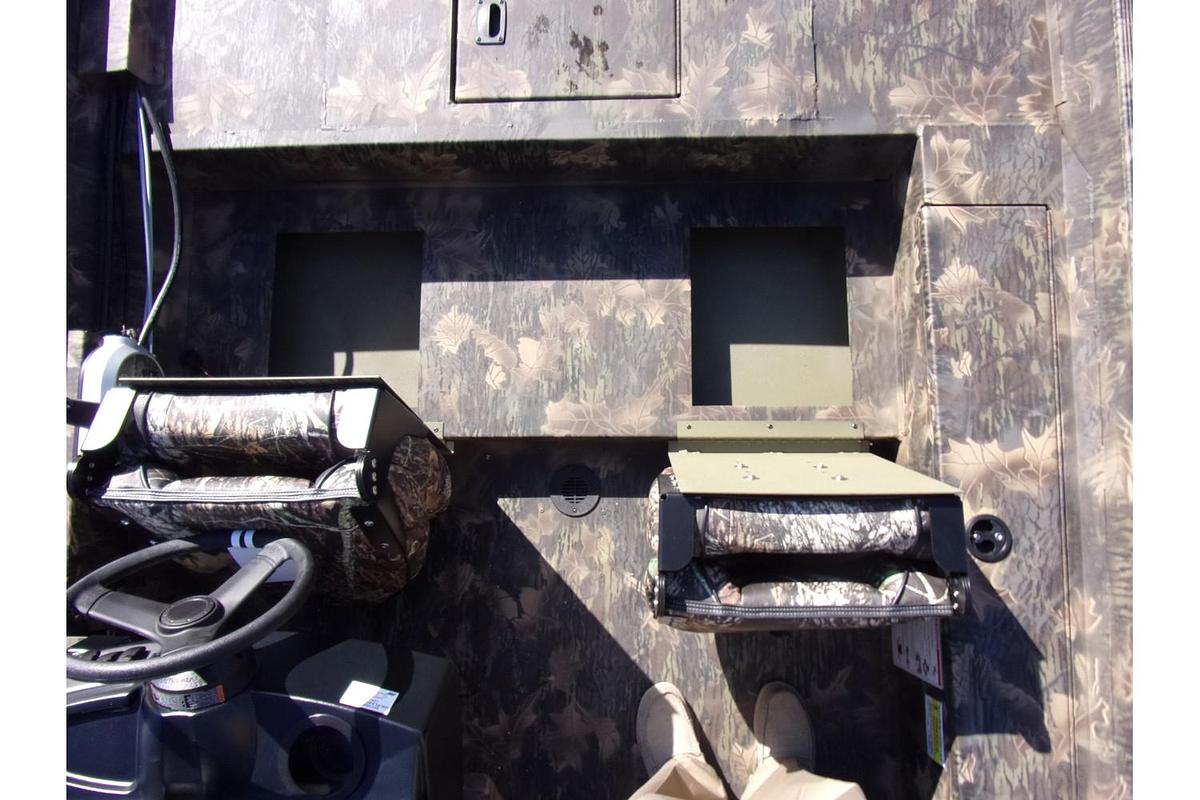 2025 Crestliner 1700 Storm jet drive