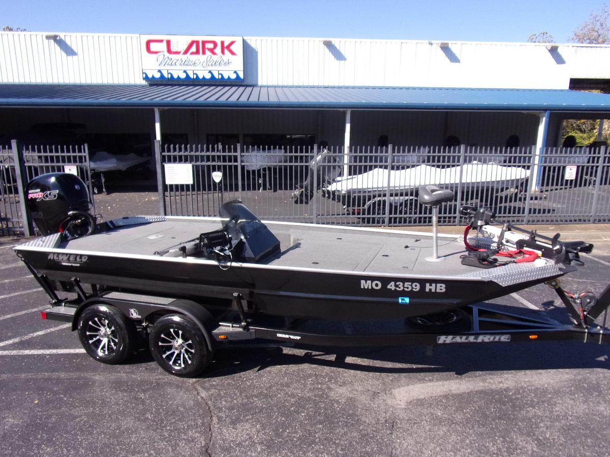Used 2023 Alweld 1860 VV FC with Mercury 150 Pro XS Jet with warranty and MinnKota Ultrex