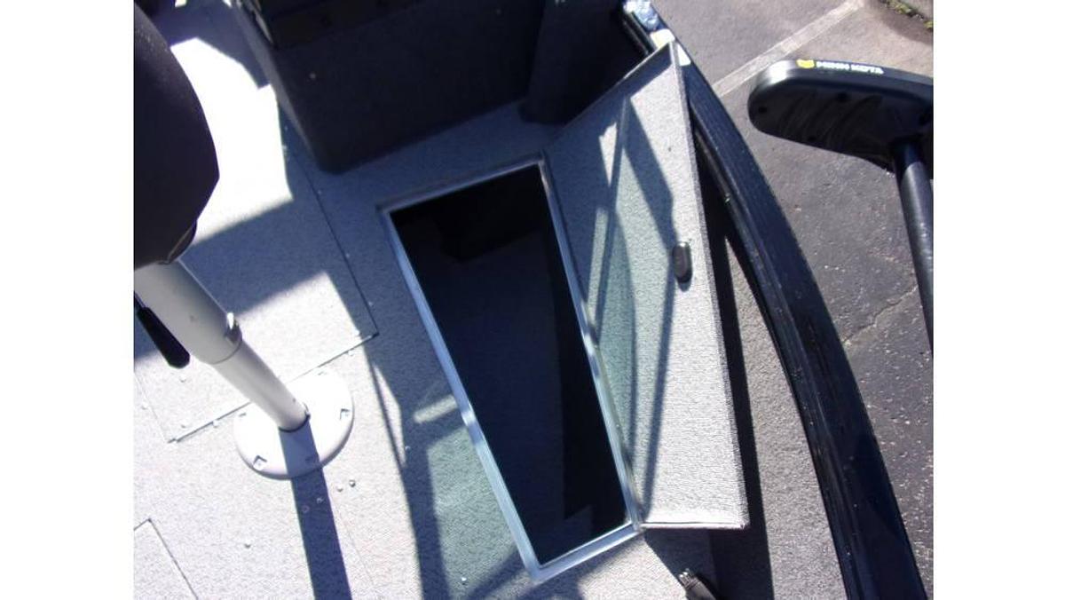 Used 2023 Lund 1875 Impact XS