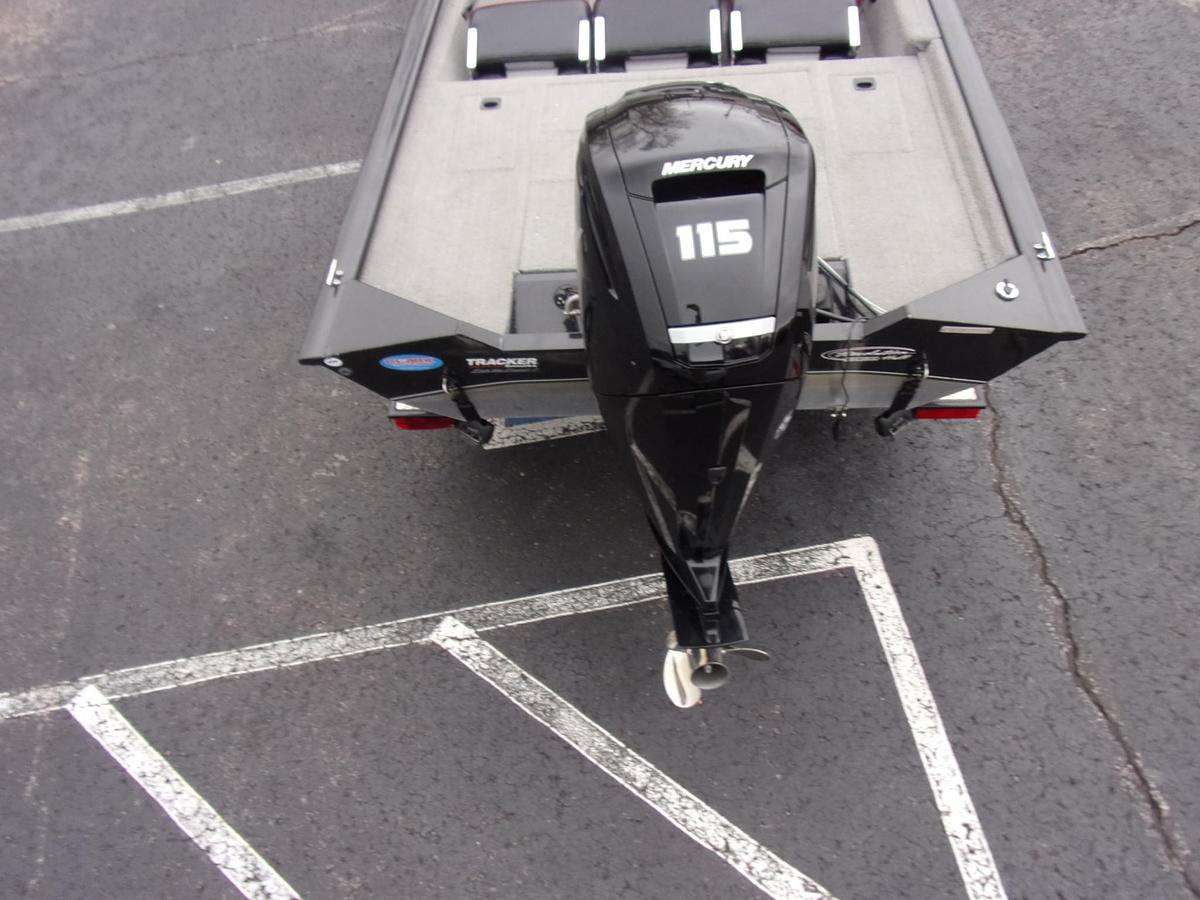 Used 2004 Tracker 185 PT with 2021 Mercury 115 4-stroke with 11 hours!