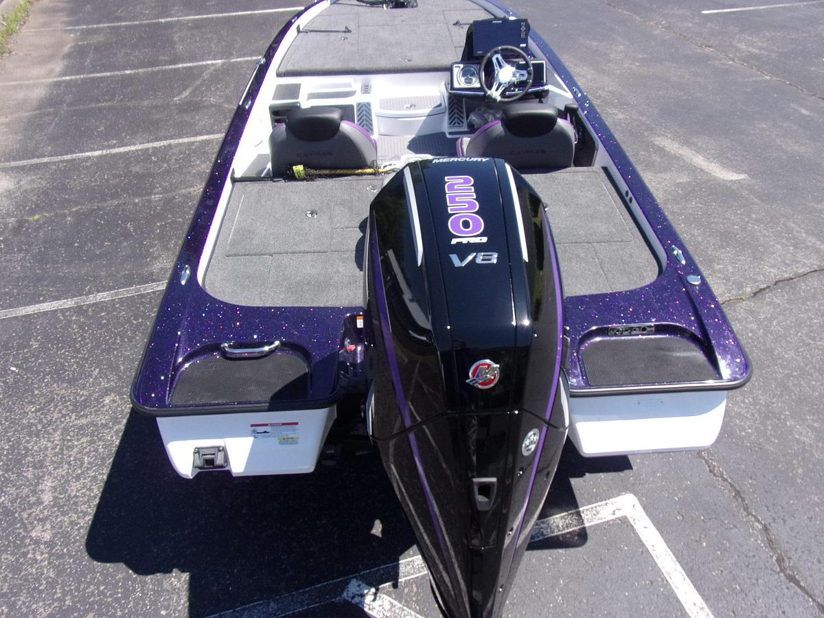 2027 Caymas CX 20 Pro with Mercury 250 L Pro XS