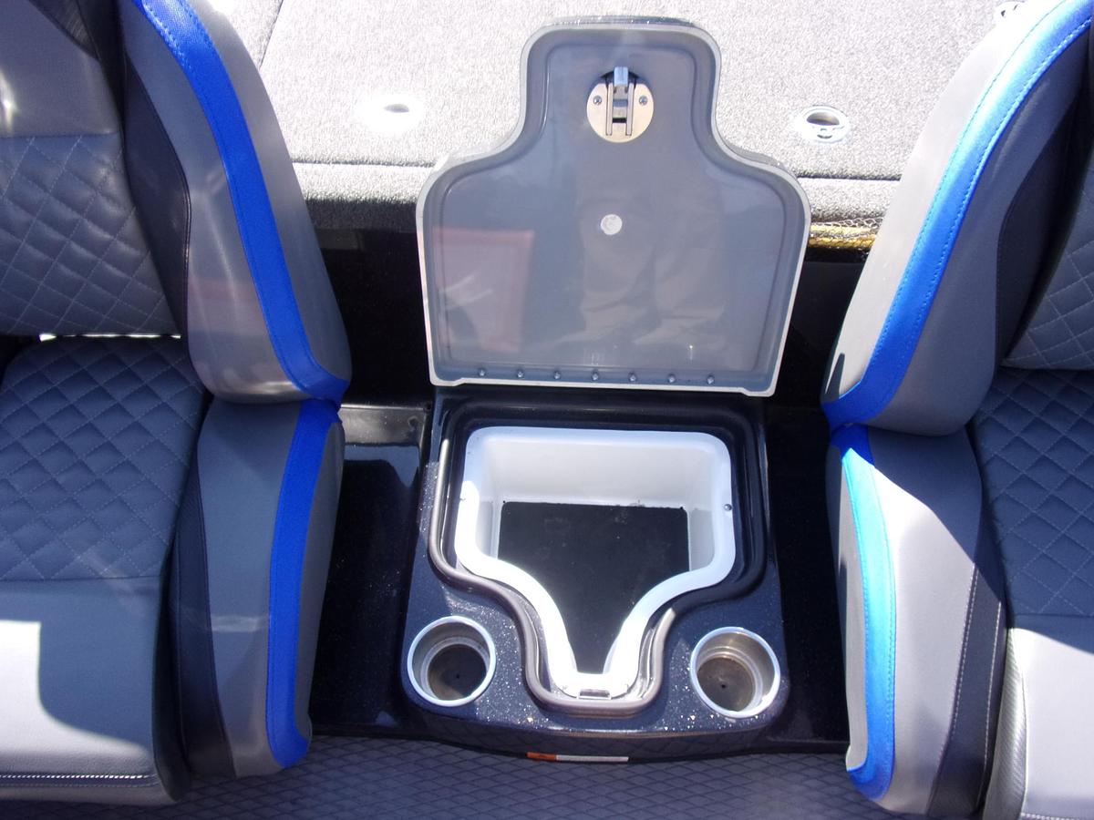 Used 2022 Caymas CX 21 with Mercury 250 L Pro XS