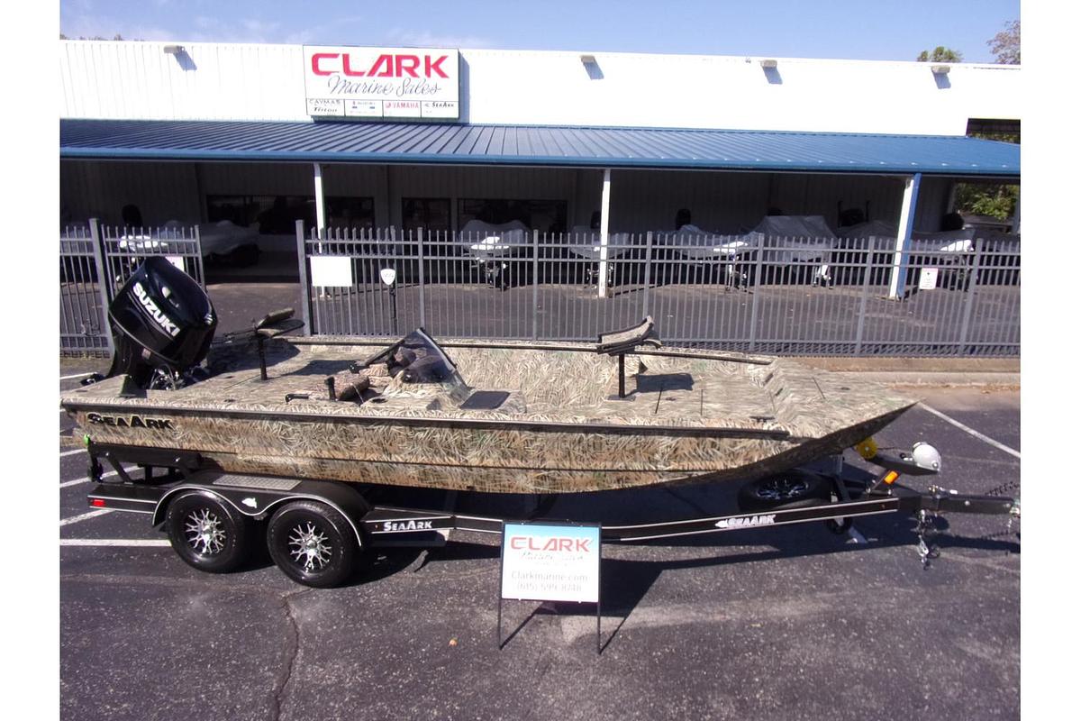 2025 SeaArk Phantom 20 XV Side Console