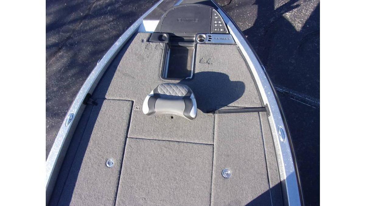 Used 2022 Caymas CX 21