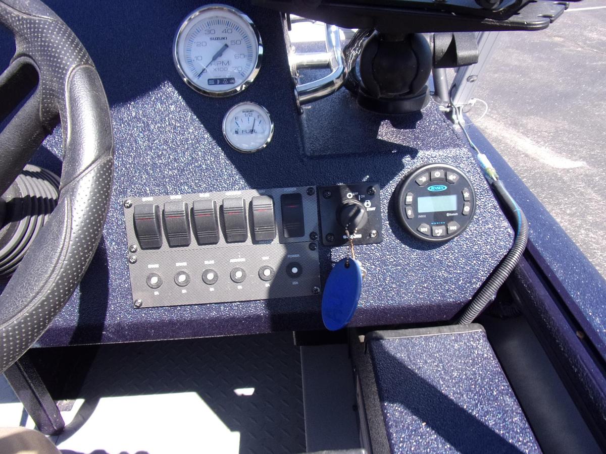 Used 2022 SeaArk Big Easy with Suzuki DF 250