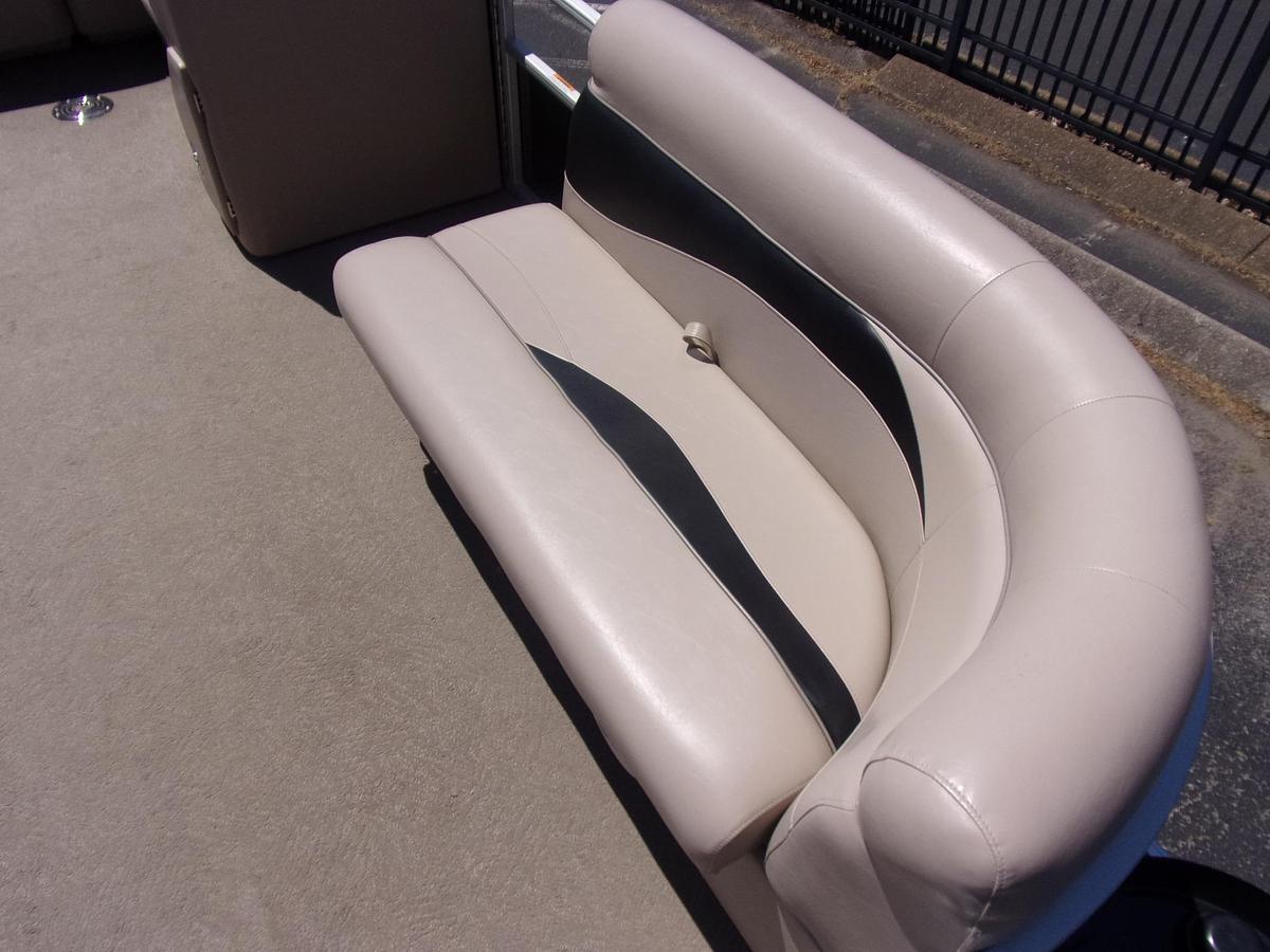 Used 2014 Sweetwater 2086 with Yamaha F90