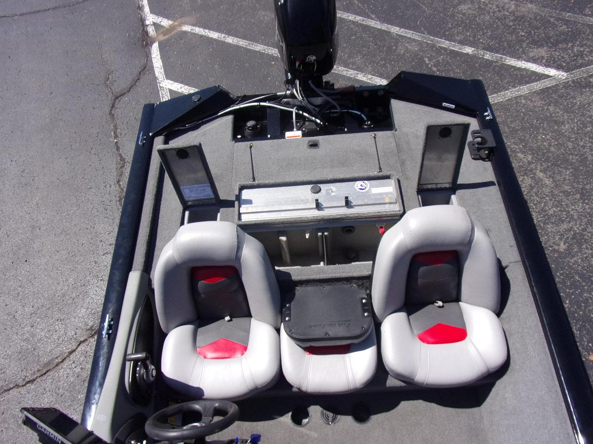 Used 2016 Tracker 175 TXW