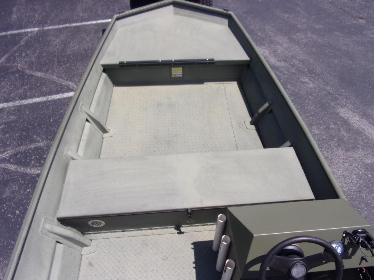 Used 2015 SeaArk 1652 Side Console with low hour, 2023 Suzuki DF 50 4-stroke