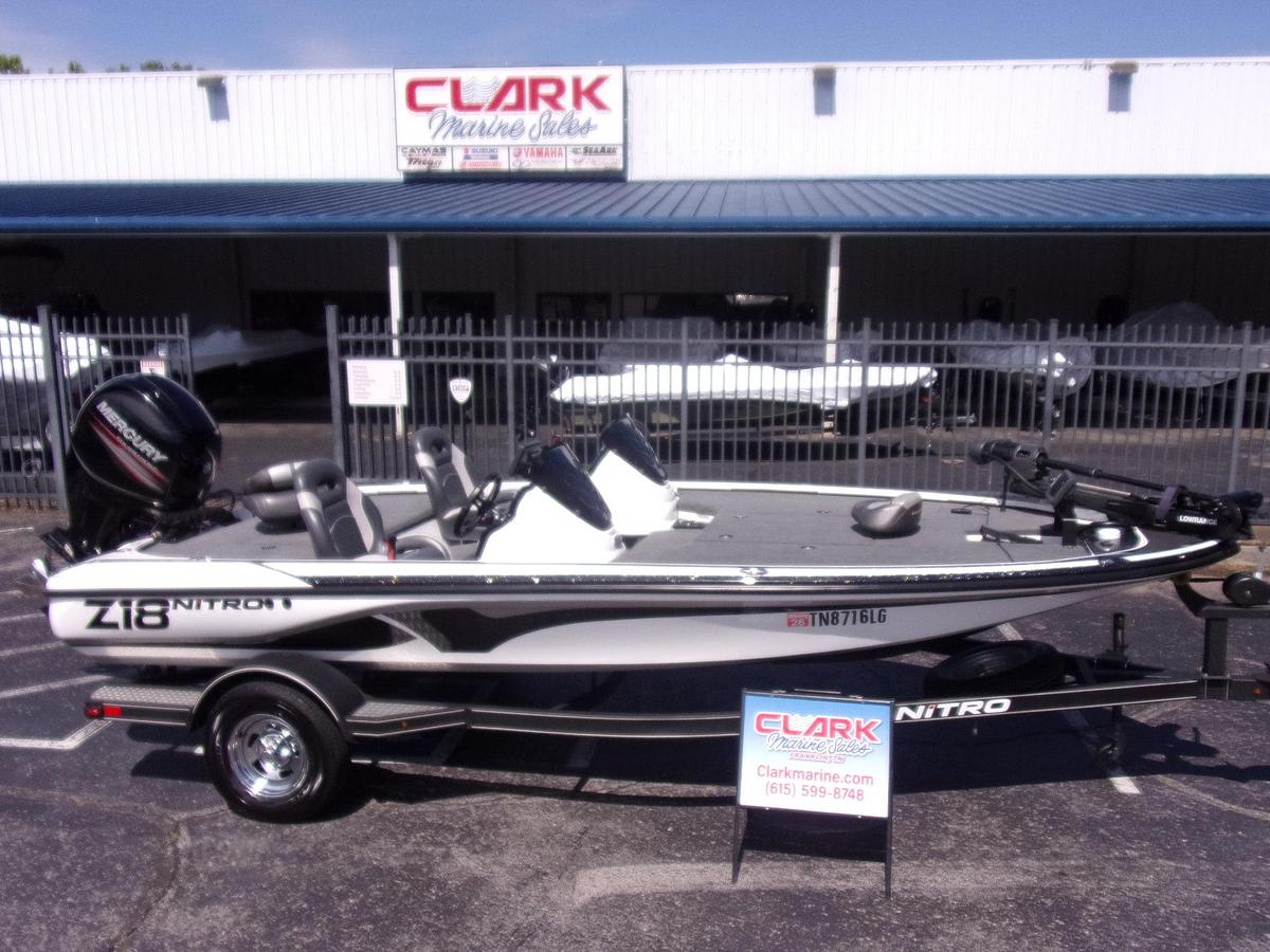 Used 2017 Nitro Z 18 DUAL CONSOLE with low hour MERCURY 150 4-stroke