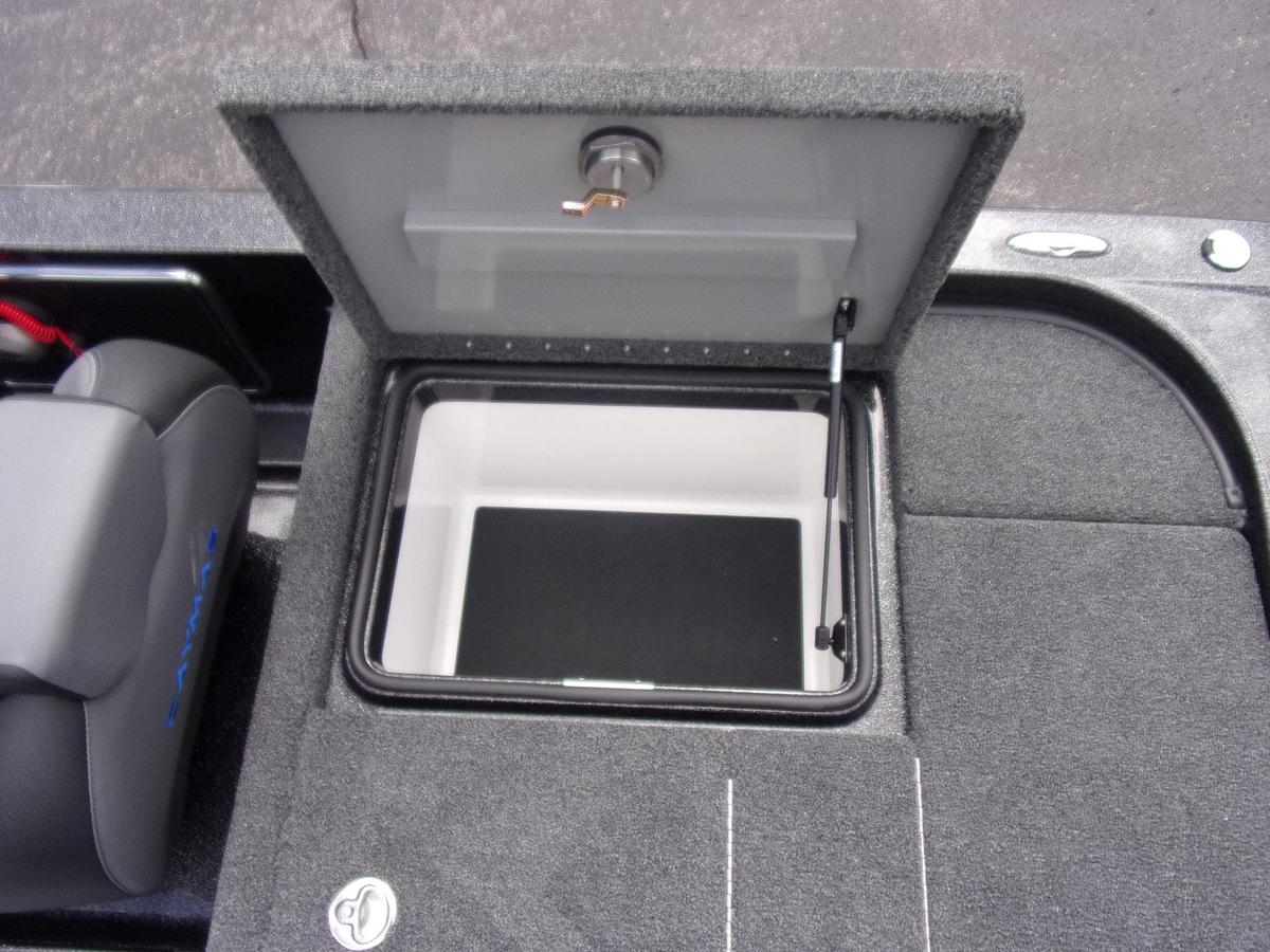 Used 2027 Caymas 201 Pro