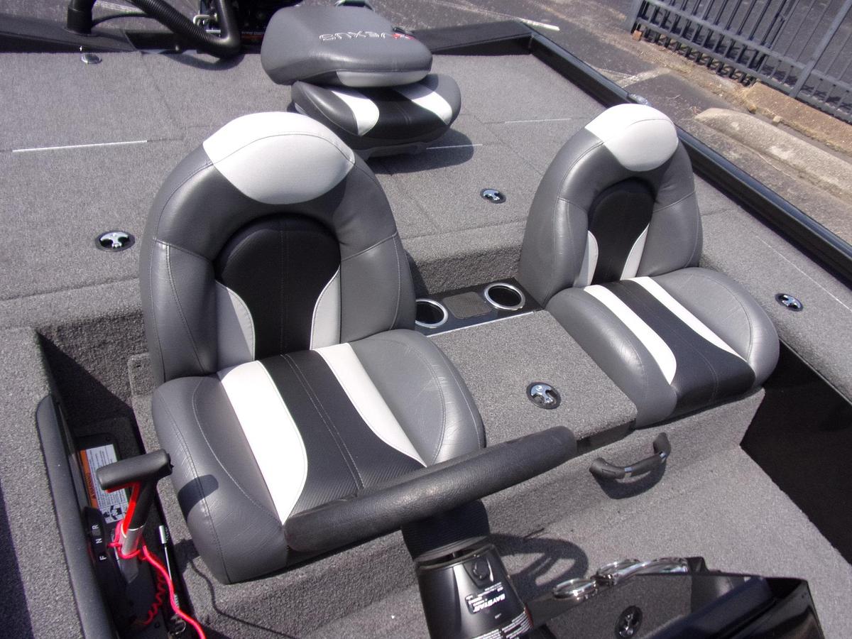 Used 2022 Vexus AVX 189 C