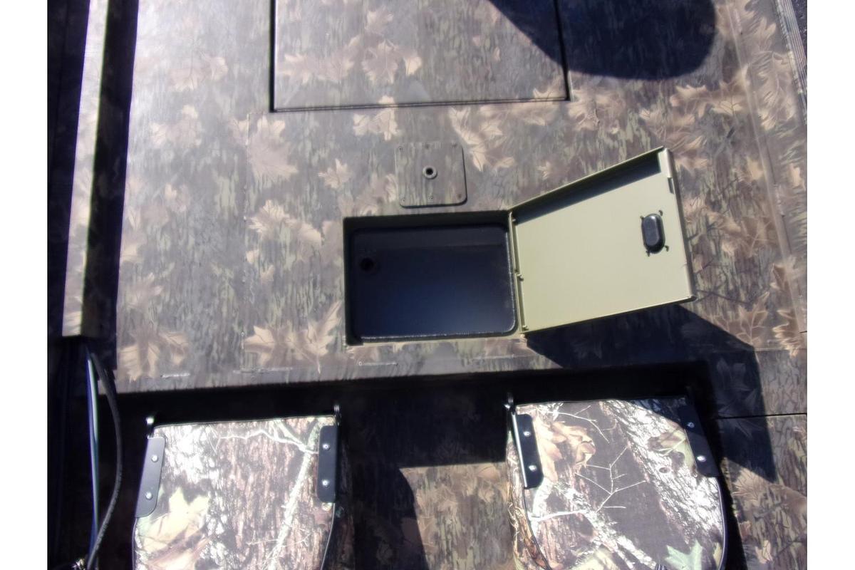 2025 Crestliner 1700 Storm jet drive