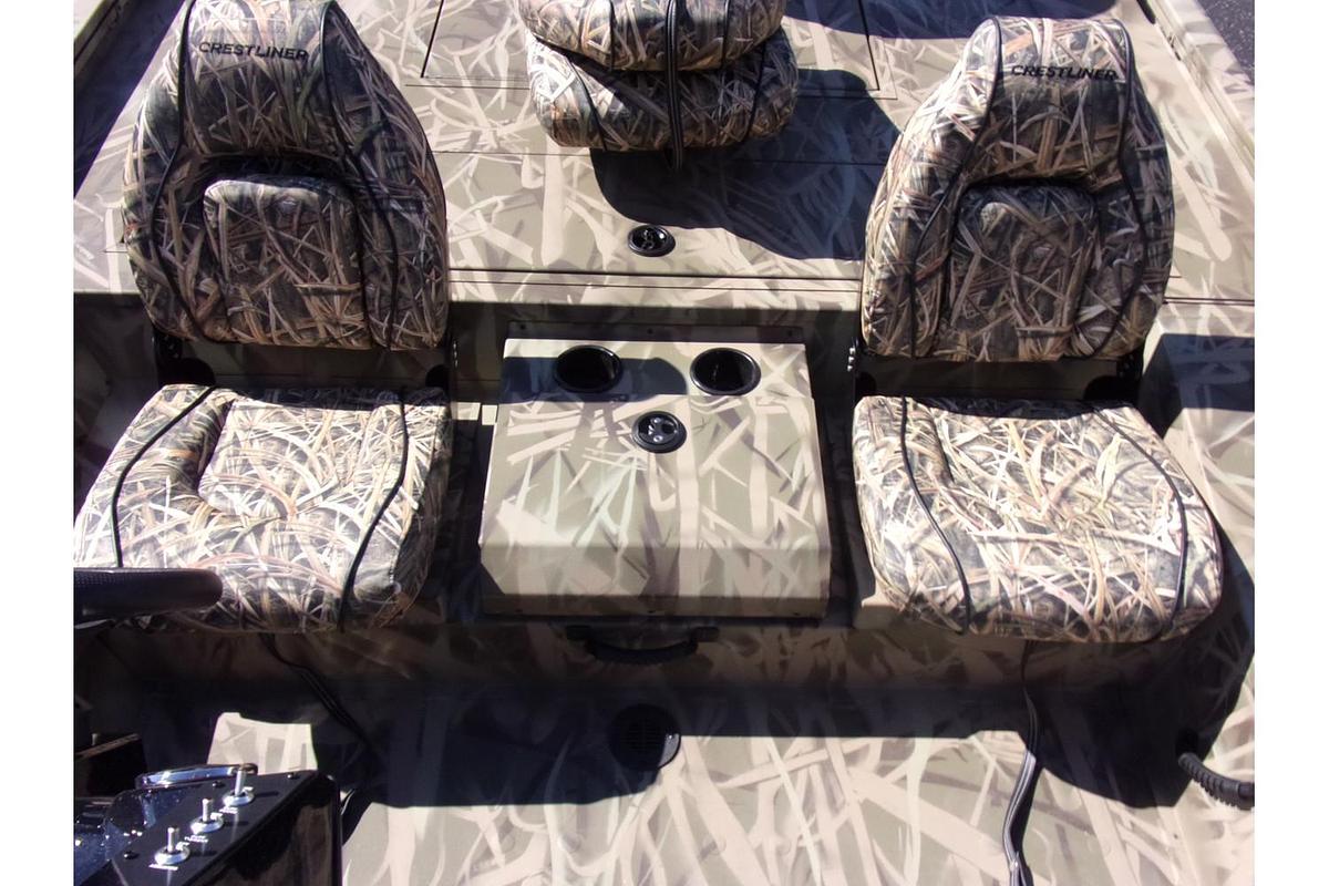 2025 Crestliner XF 189