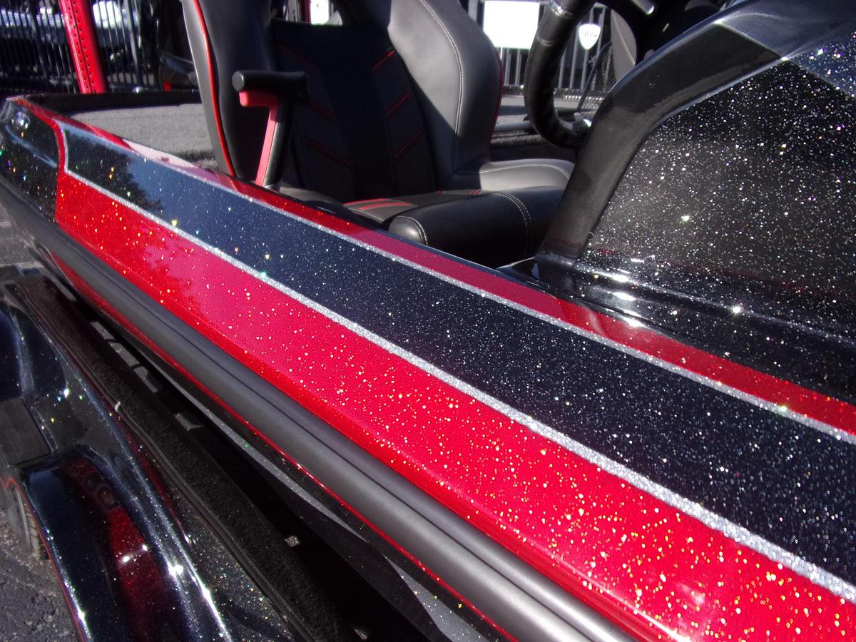 Used 2019 Nitro Z 19 with 200 4-stroke, Spot Lock, 10' Blades, 3 H'Bird units