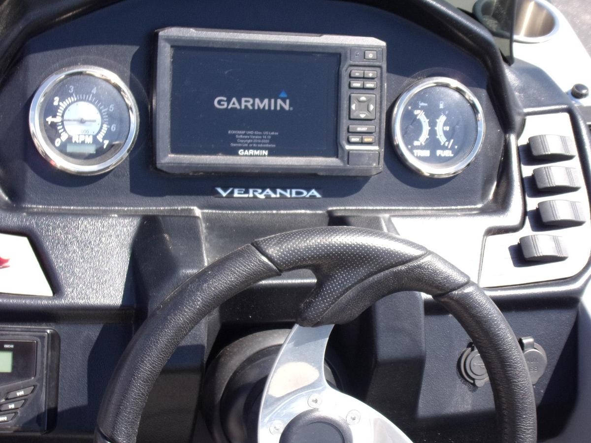 Used 2024 Veranda VF22F4 triple log with Yamaha F 150 LC and trailer