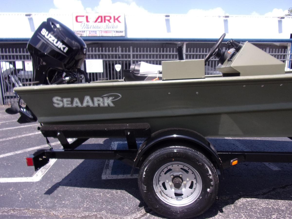 Used 2015 SeaArk 1652 Side Console with low hour, 2023 Suzuki DF 50 4-stroke