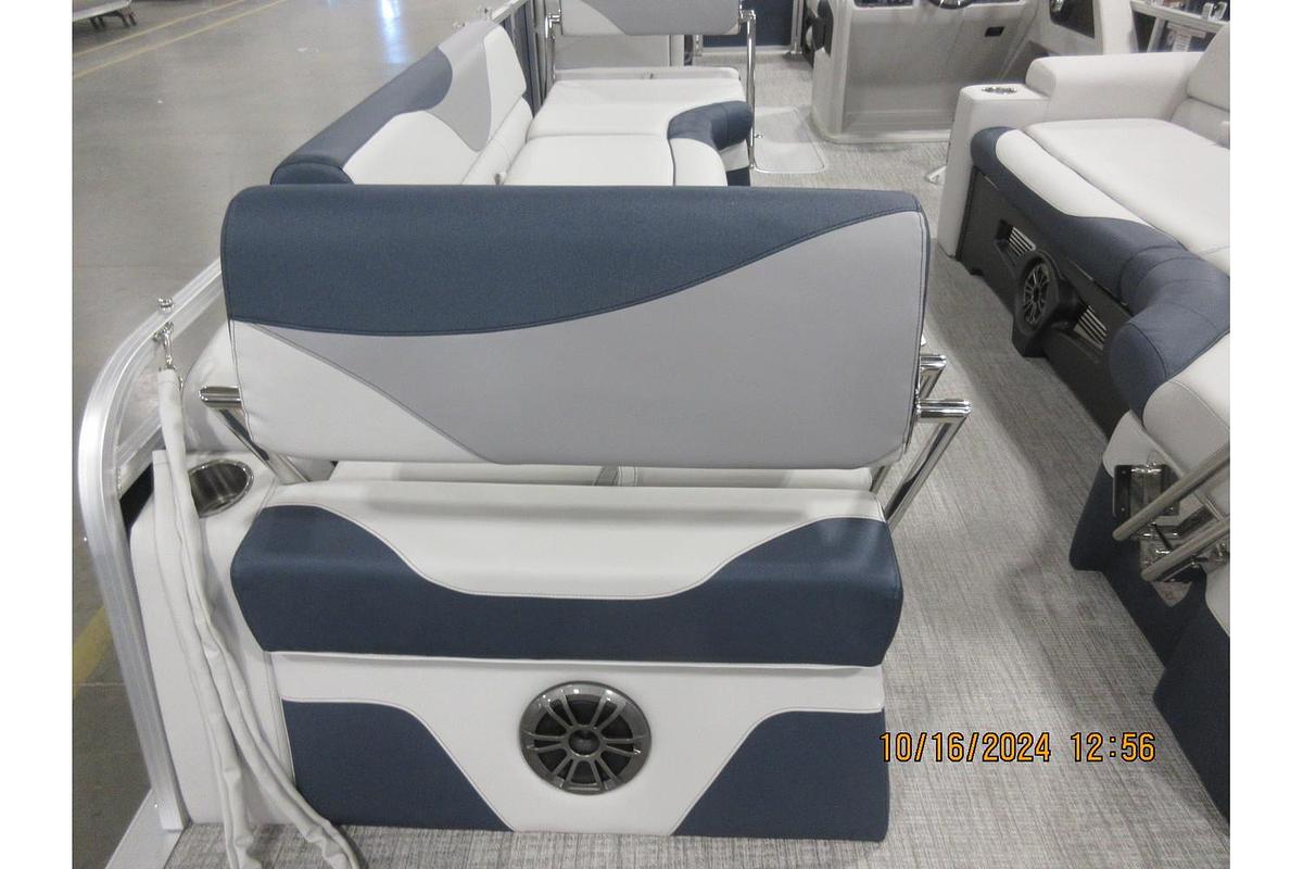 2025 Avalon 25 LSZ Quad Lounger Shift triple log with Mercury 250 Pro XS 4-stroke