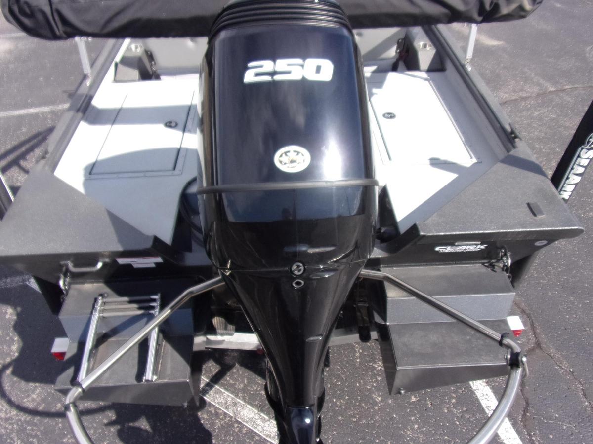 Used 2022 SeaArk Big Easy - with only 3 hours!