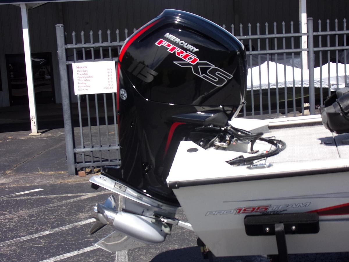 Used 2022 Tracker 195 Pro Tour Edition with Mercury 115 Pro XS with only 44 hours