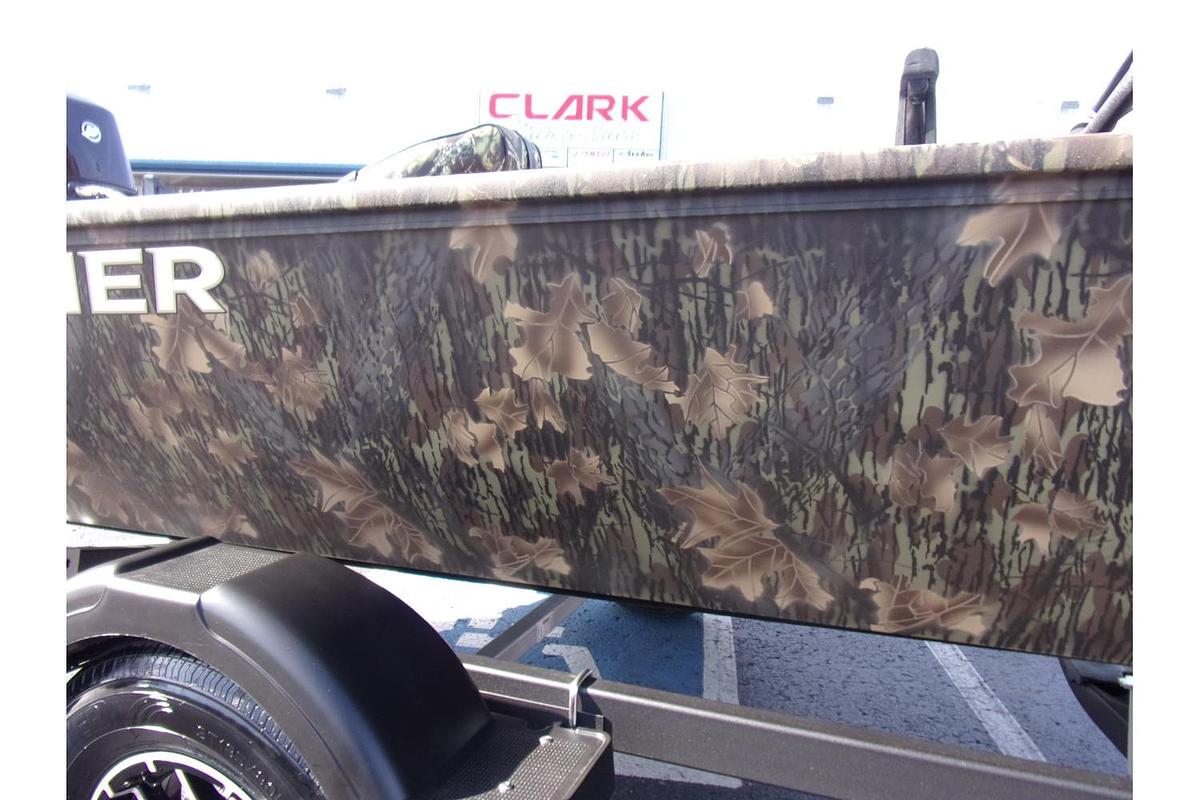 2025 Crestliner 1700 Storm jet drive