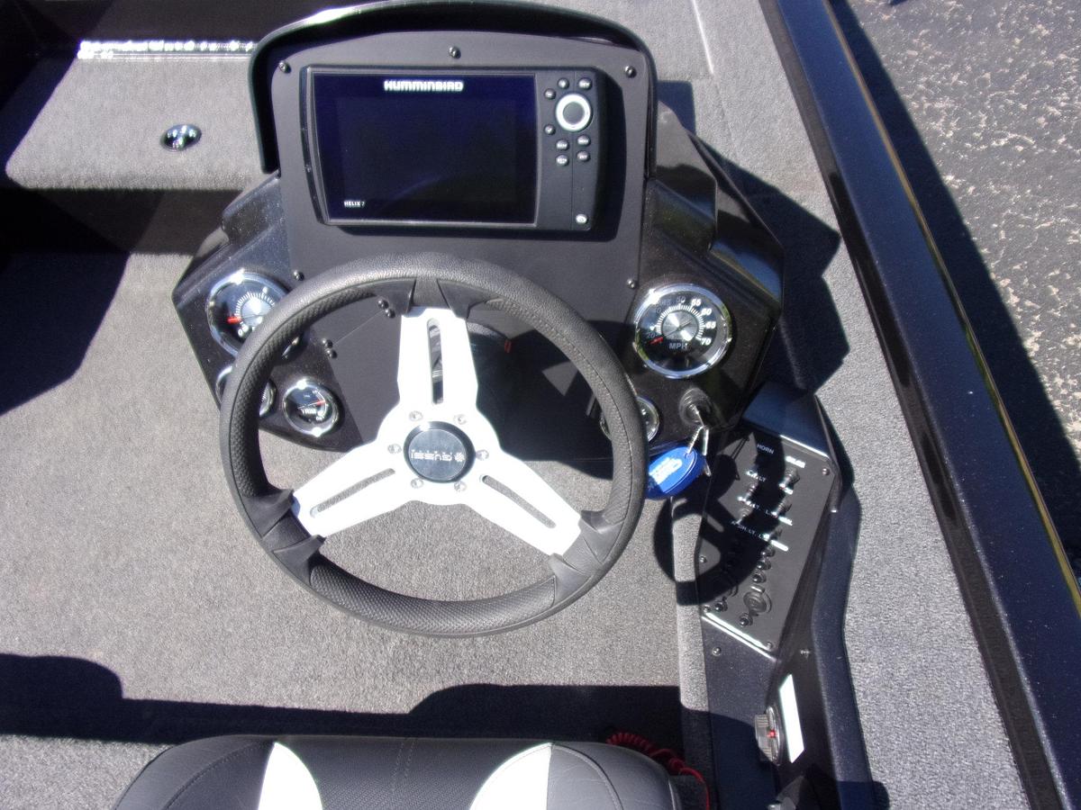 Used 2021 Vexus AVX 181 with Mercury 60 C.T. with 65 hours