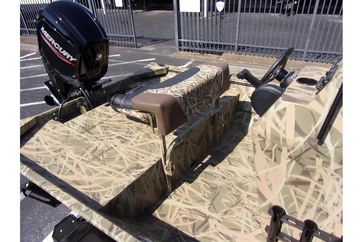 2025 Crestliner 1860 Retriever CC