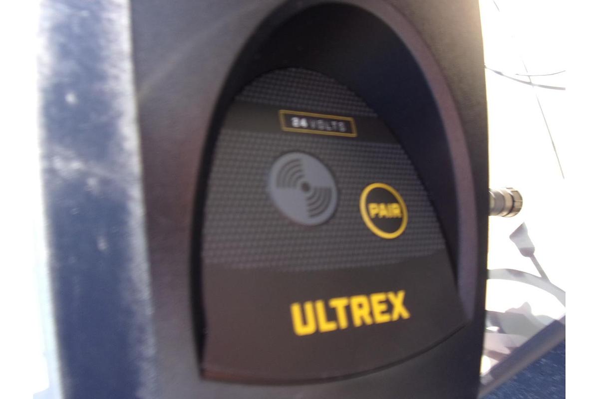 2025 Crestliner XF 189