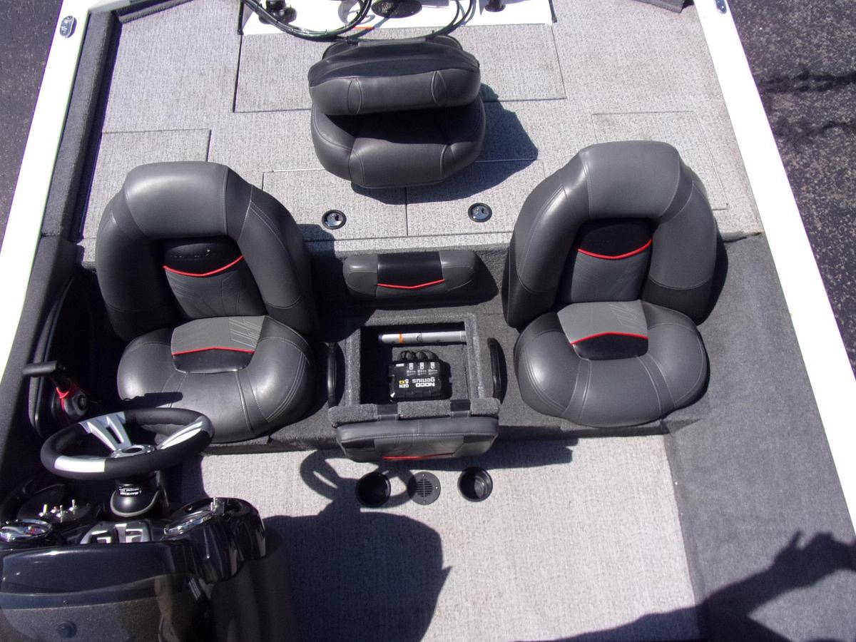 Used 2022 Tracker 195 Pro Tour Edition with Mercury 115 Pro XS with only 44 hours